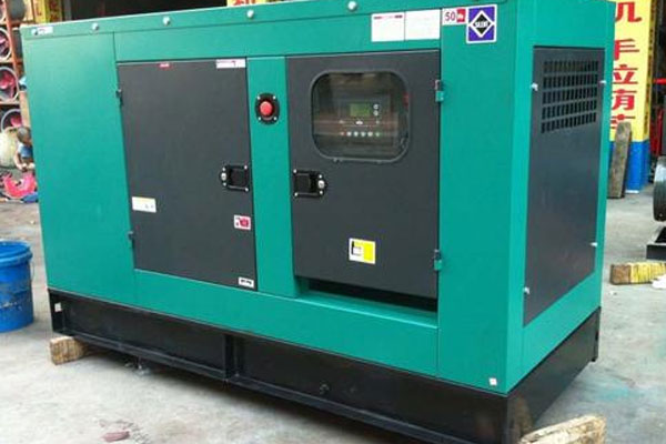 黄平如何检查机油的使用时间？