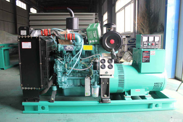 黄平如何判断机油是否需要更换？